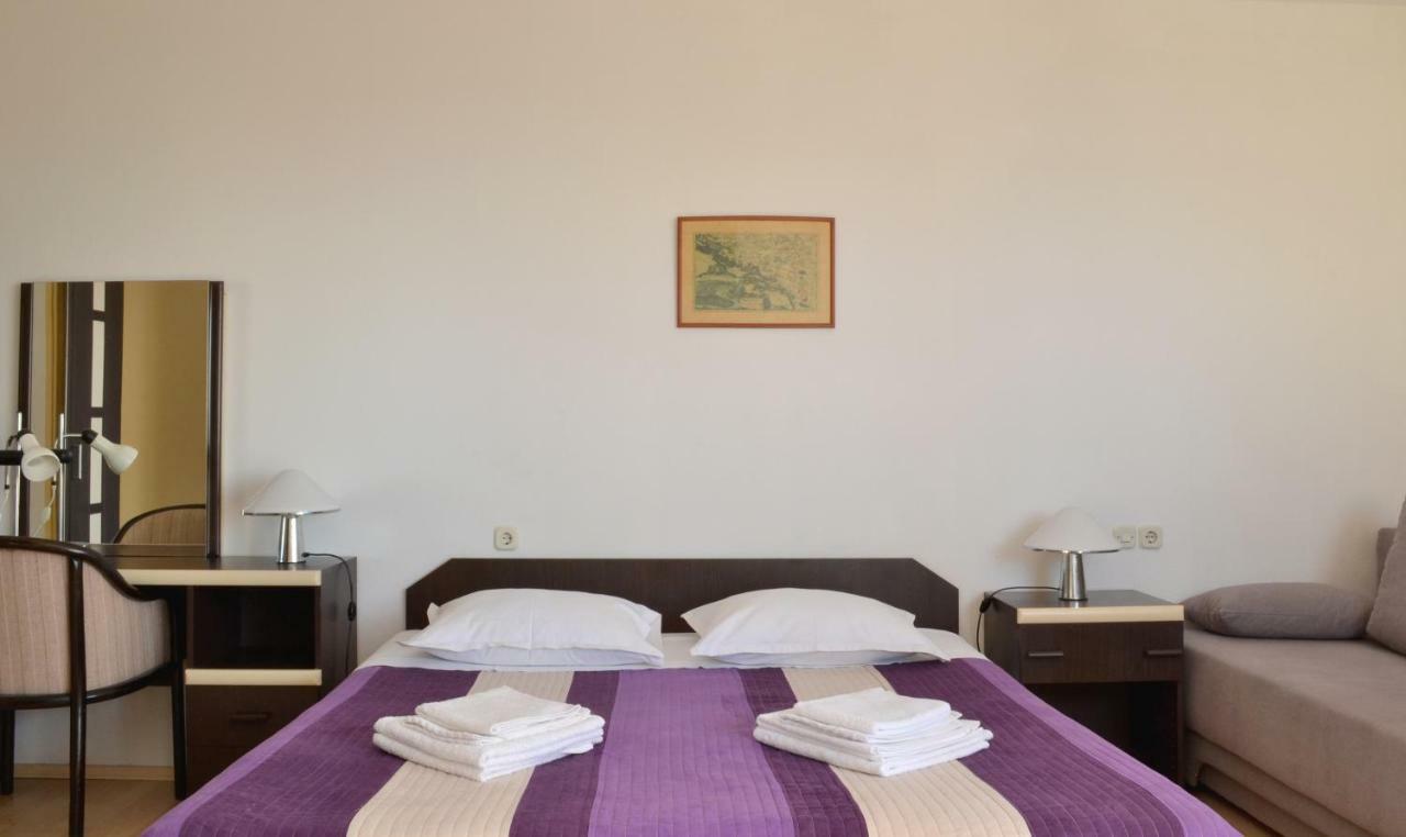 Apartments Lorenco Brela Extérieur photo