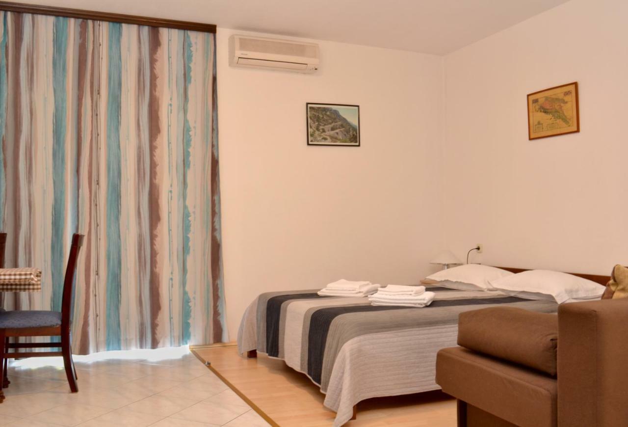 Apartments Lorenco Brela Extérieur photo