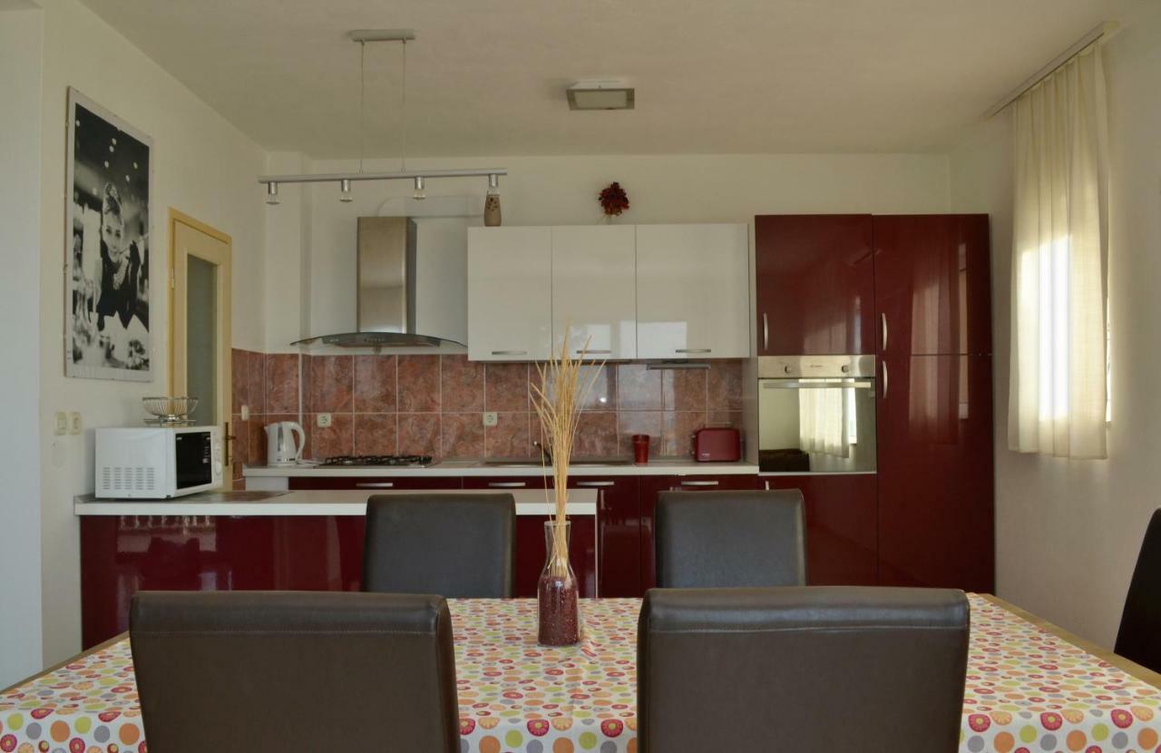 Apartments Lorenco Brela Extérieur photo
