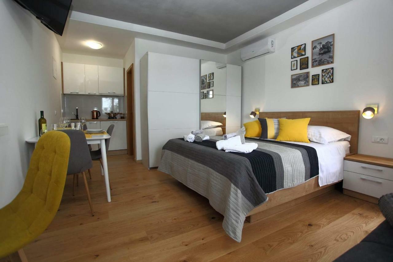 Apartments Lorenco Brela Extérieur photo
